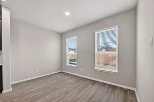 2110 Spring Hollow Dr, Baytown, TX 77521 - Photo 20