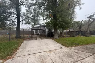 2630 Carmel St, Houston, TX 77091 - Photo 10