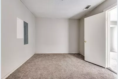 930 Shawnee Trace, Grand Prairie, TX 75051 - Photo 18