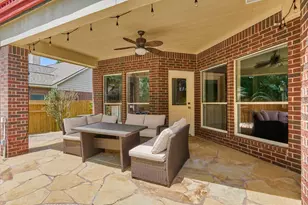 11 N French Oaks Circle, The Woodlands, TX 77382 - Photo 46