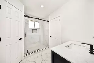 13122 Benford Dr, Houston, TX 77099 - Photo 14