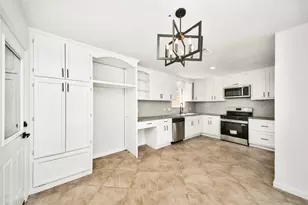 13122 Benford Dr, Houston, TX 77099 - Photo 8