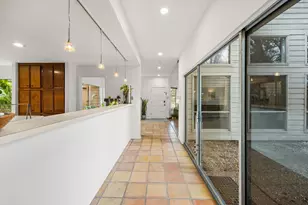 8011 Suspiro Dr, Houston, TX 77083 - Photo 16