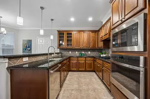 813 Olive St, Houston, TX 77007 - Photo 8