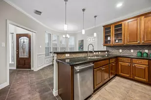 813 Olive St, Houston, TX 77007 - Photo 10