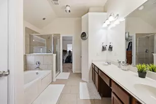 10031 Kendahlwood Ln, Tomball, TX 77375 - Photo 22