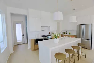 136 E 37th Street, Houston, TX 77018 - Photo 16