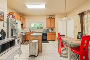 7302 Pavilion Dr, Houston, TX 77083 - Photo 32