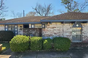 7726 Spinet St, Houston, TX 77016 - Photo 2
