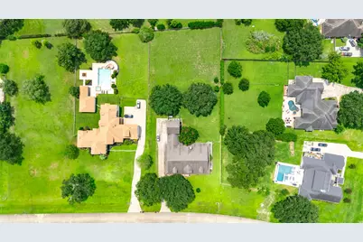 3811 Westerdale Drive, Fulshear, TX 77441 - Photo 2