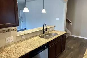 217 Oakcrest, Conroe, TX 77304 - Photo 12