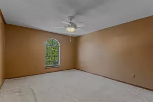 10703 Crestfield Ct, Houston, TX 77070 - Photo 14