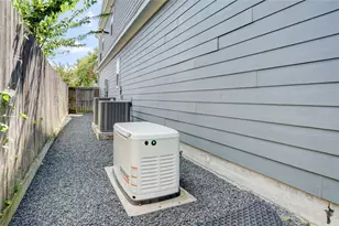 6430 Rolla St, Houston, TX 77055 - Photo 30