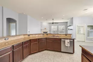 7114 Sanders Hill Ln, Humble, TX 77396 - Photo 10