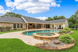 8512 Prince William Ct, Montgomery, TX 77316 - Photo 1