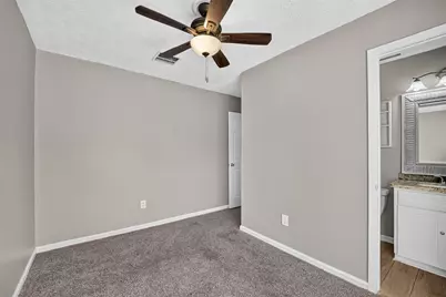 12207 Flushing Meadows Drive, Houston, TX 77089 - Photo 18