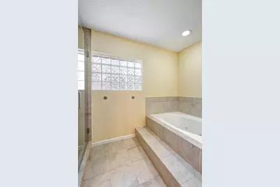 10222 Crooks Way Court, Houston, TX 77065 - Photo 12