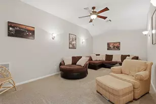 3608 Barrington Ct, Pearland, TX 77584 - Photo 26