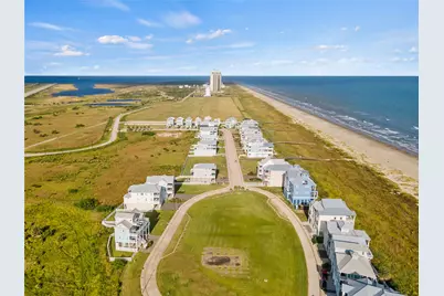 36 Grand Beach Boulevard, Galveston, TX 77550 - Photo 2