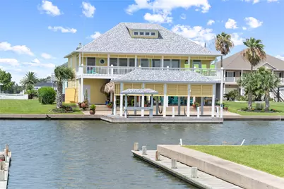 1100 Fountain View Drive, Crystal Beach, TX 77650 - Photo 1