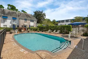 2601 Bellefontaine St, Houston, TX 77025 - Photo 4