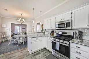 1419 39th St, Galveston, TX 77550 - Photo 16