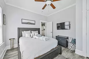 1419 39th St, Galveston, TX 77550 - Photo 22