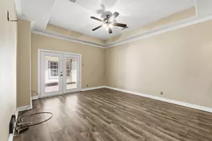 602 Briarclift Ln, Baytown, TX 77521 - Photo 12