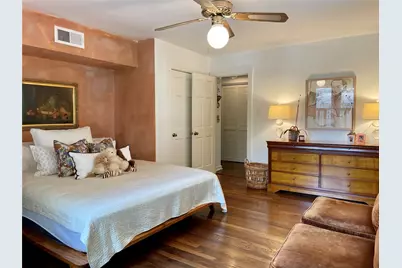 429 Hawthorne Street #2, Houston, TX 77006 - Photo 18