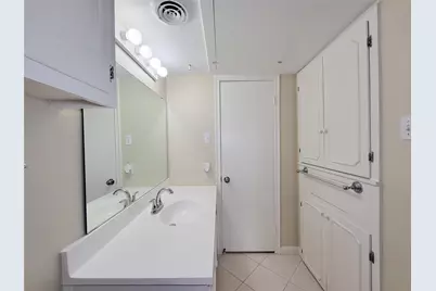 7600 Burgoyne Road #114, Houston, TX 77063 - Photo 24