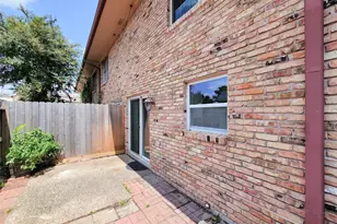 7600 Burgoyne Rd, Houston, TX 77063 - Photo 32