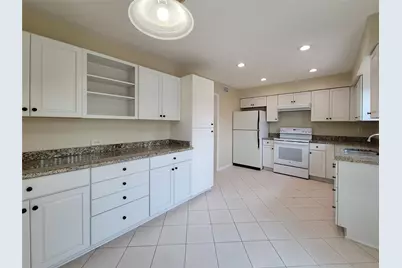 7600 Burgoyne Road #114, Houston, TX 77063 - Photo 1