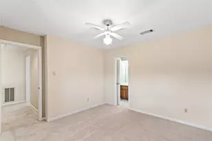 11606 Taos Ln, Houston, TX 77070 - Photo 34