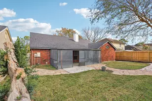 16002 Constitution Ln, Friendswood, TX 77546 - Photo 22