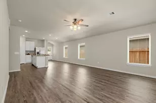 13591 Bay Springs Dr, Conroe, TX 77303 - Photo 8