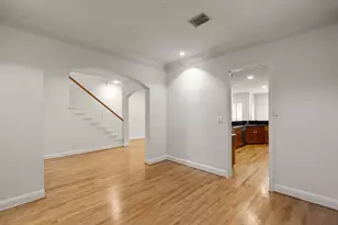 5351 McCulloch Cir, Houston, TX 77056 - Photo 8