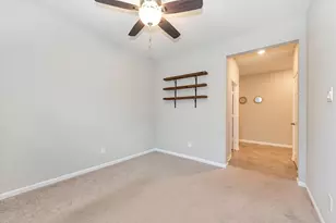 1111 Swinford Ct, Conroe, TX 77304 - Photo 18