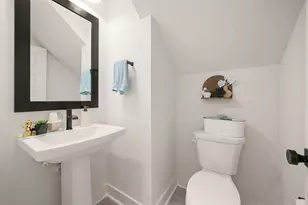 16032 Hayes Pk Dr, Houston, TX 77079 - Photo 10