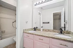 8602 Plum Lake Dr, Houston, TX 77095 - Photo 14