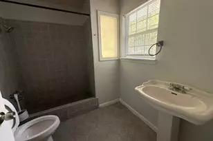 10362 Duncum St, Houston, TX 77013 - Photo 12