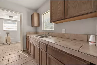 9313 Sandra Street, Houston, TX 77016 - Photo 10