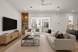 607 Skyland Terrace Way, Houston, TX 77009 - Photo 14