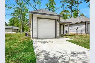 24617 Pools Creek Way Way, Huntsville, TX 77320 - Photo 2