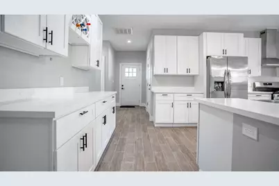 7727 Chasewood Drive, Missouri City, TX 77489 - Photo 14