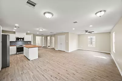 1007 Gazin Street, Houston, TX 77020 - Photo 8