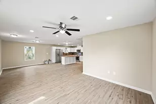 1007 Gazin St, Houston, TX 77020 - Photo 10
