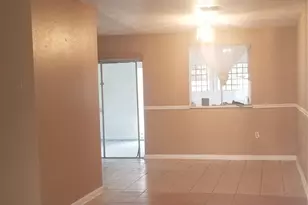 10734 Concho St, Houston, TX 77072 - Photo 2