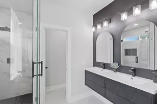 3806 Sayers St, Houston, TX 77026 - Photo 14