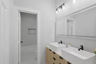 3806 Sayers St, Houston, TX 77026 - Photo 16