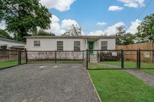 4706 Fisk St, Houston, TX 77009 - Photo 8